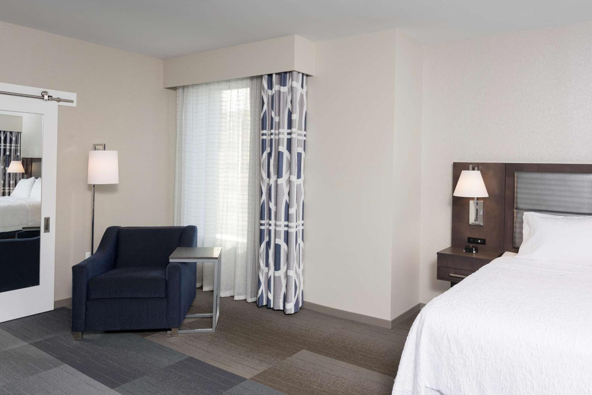Hampton Inn & Suites Indianapolis-Keystone, In Exteriör bild