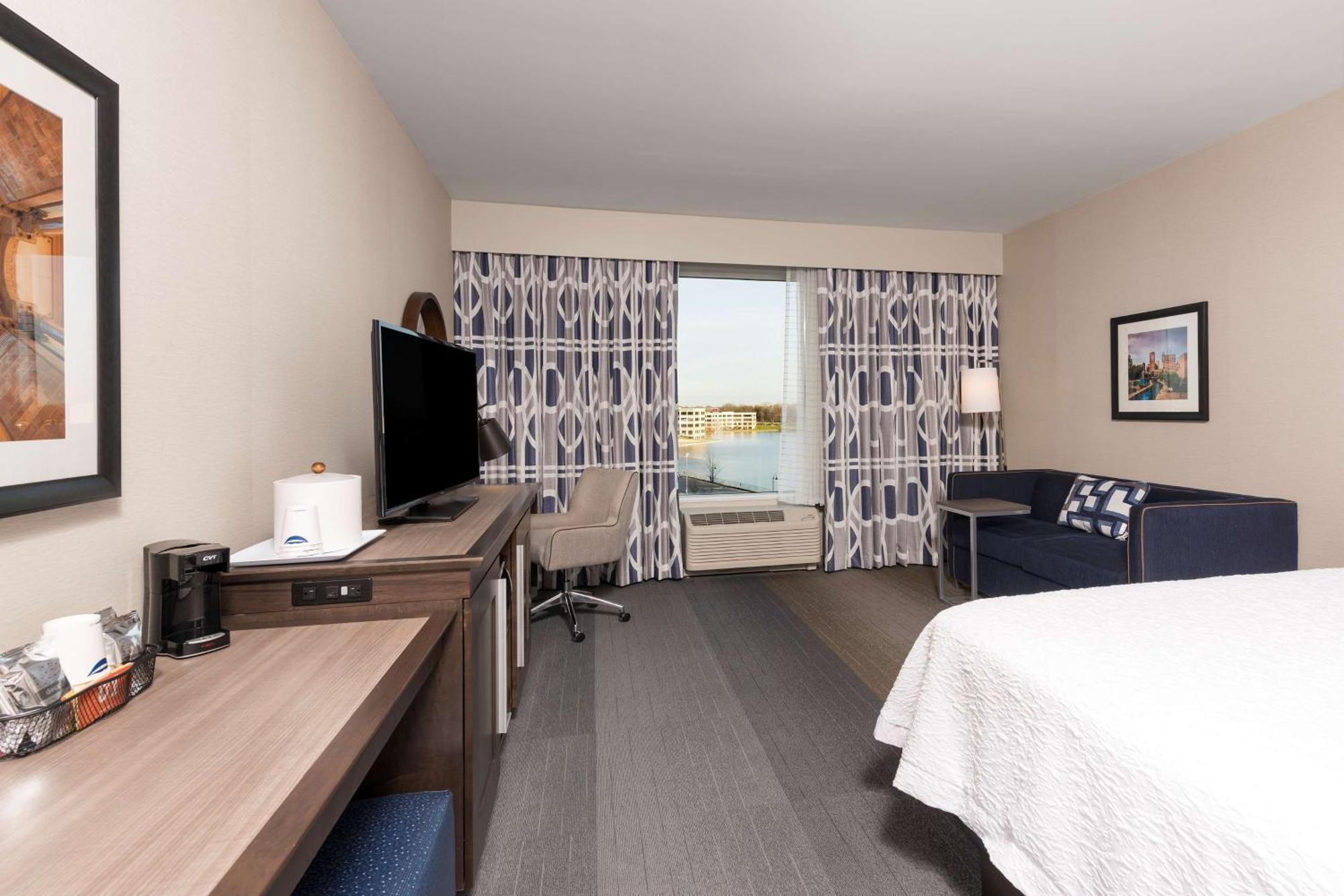 Hampton Inn & Suites Indianapolis-Keystone, In Exteriör bild