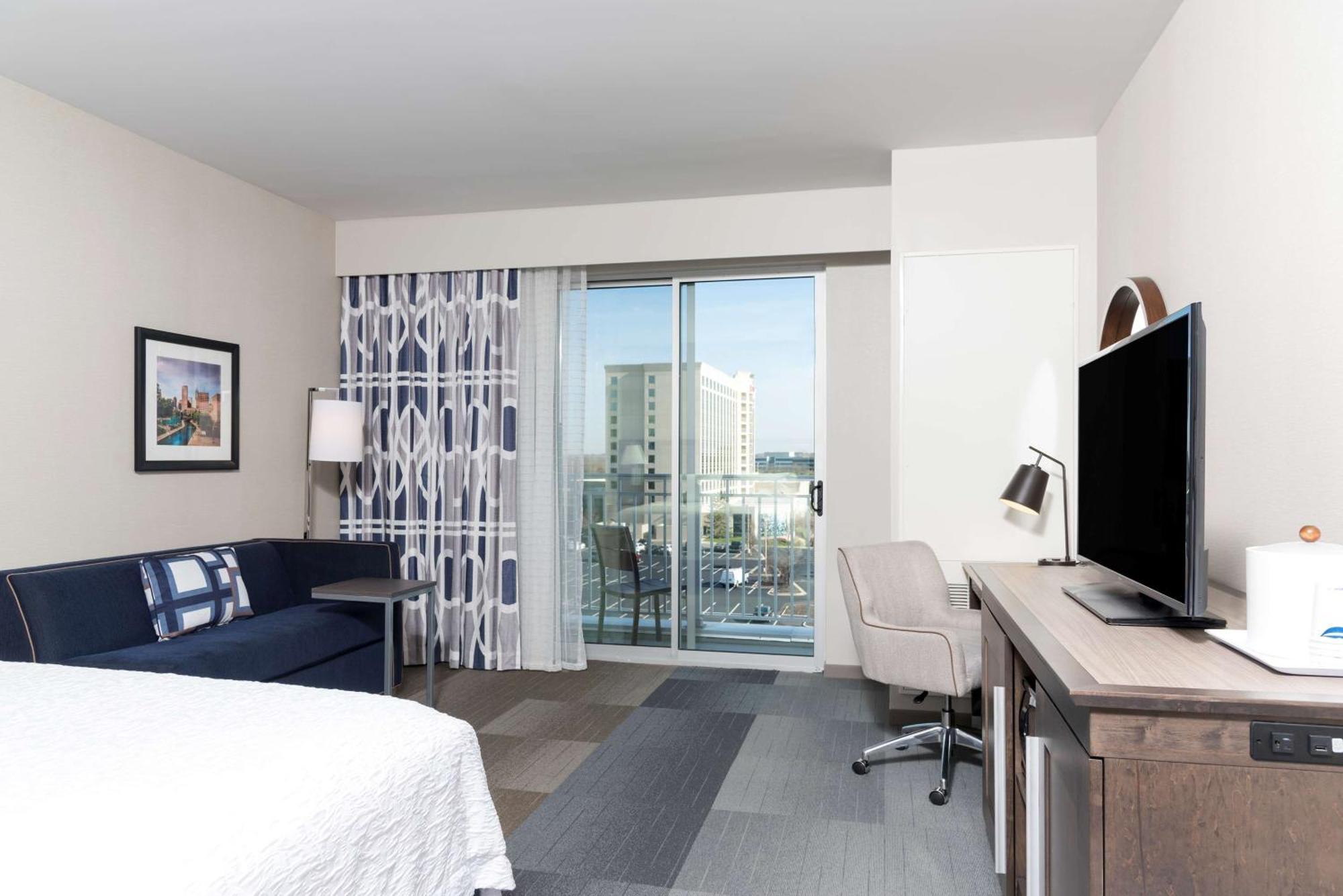 Hampton Inn & Suites Indianapolis-Keystone, In Exteriör bild