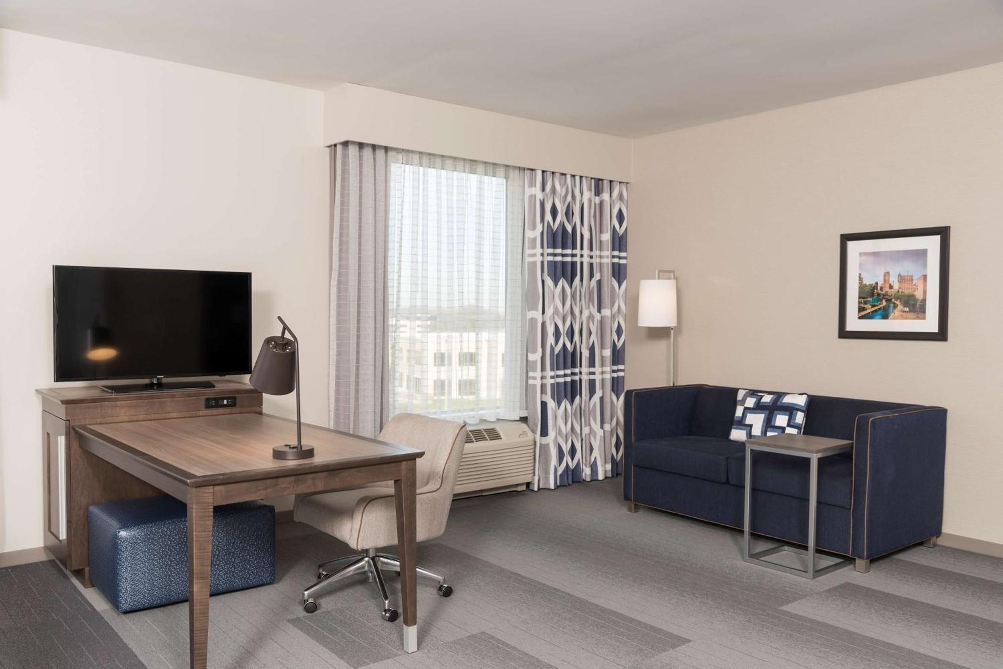 Hampton Inn & Suites Indianapolis-Keystone, In Exteriör bild
