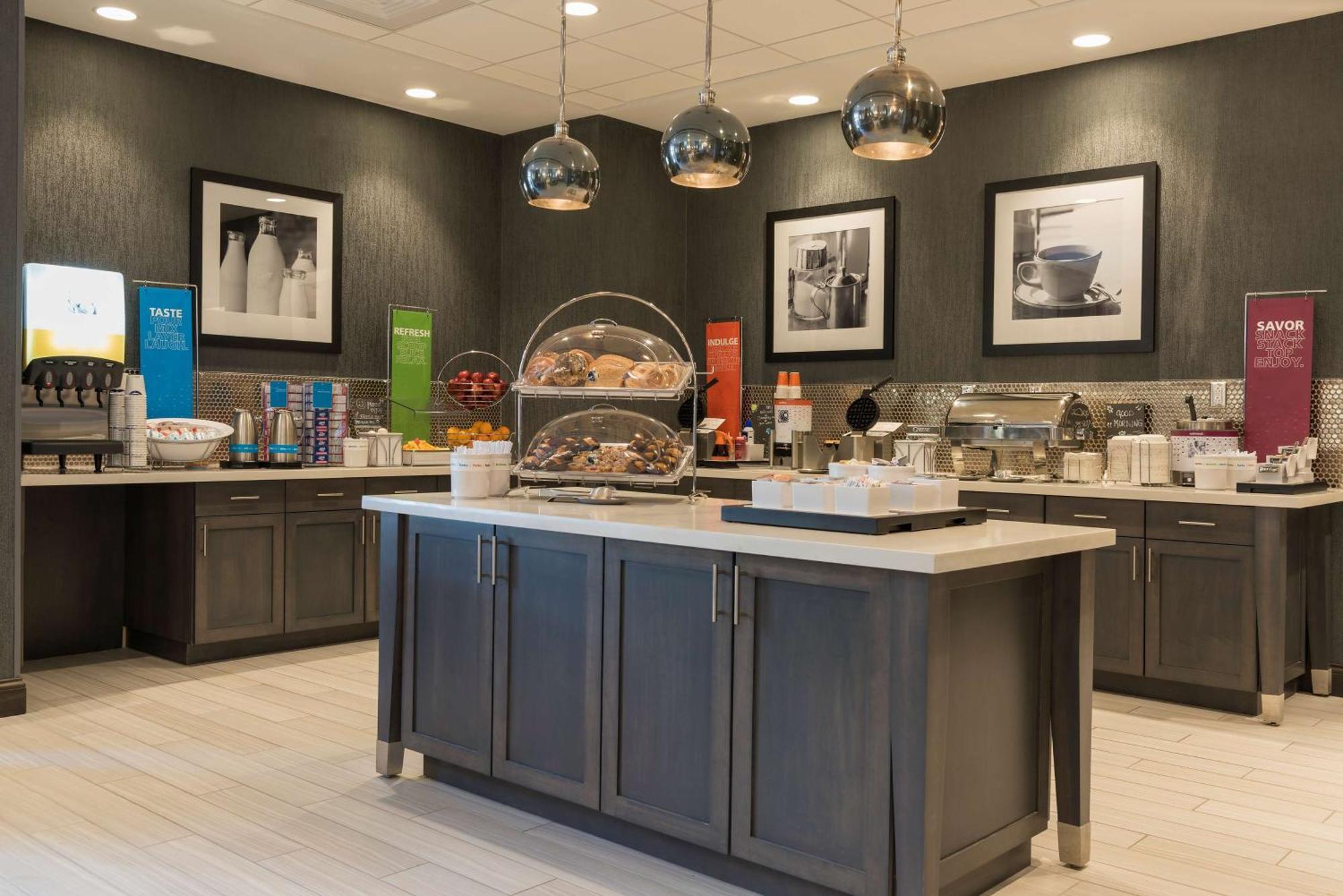 Hampton Inn & Suites Indianapolis-Keystone, In Exteriör bild